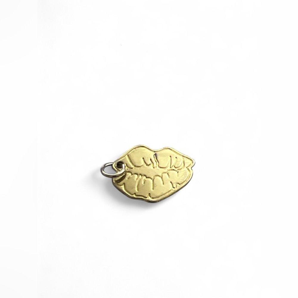 Charm & Disney Pin Bundle‎ - Picture 4 of 7